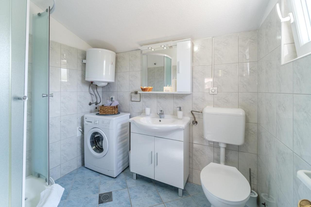 Holiday Home Gabelot Supetar Bagian luar foto