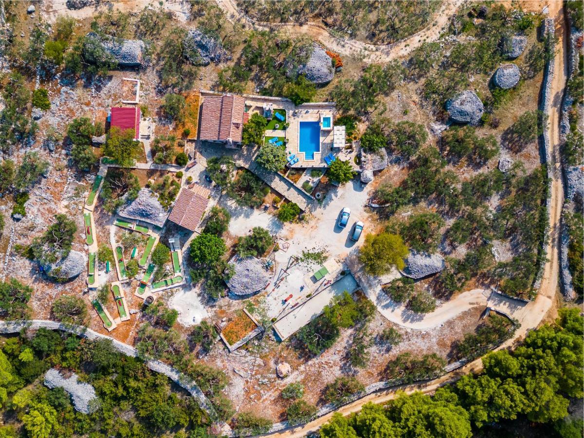 Holiday Home Gabelot Supetar Bagian luar foto