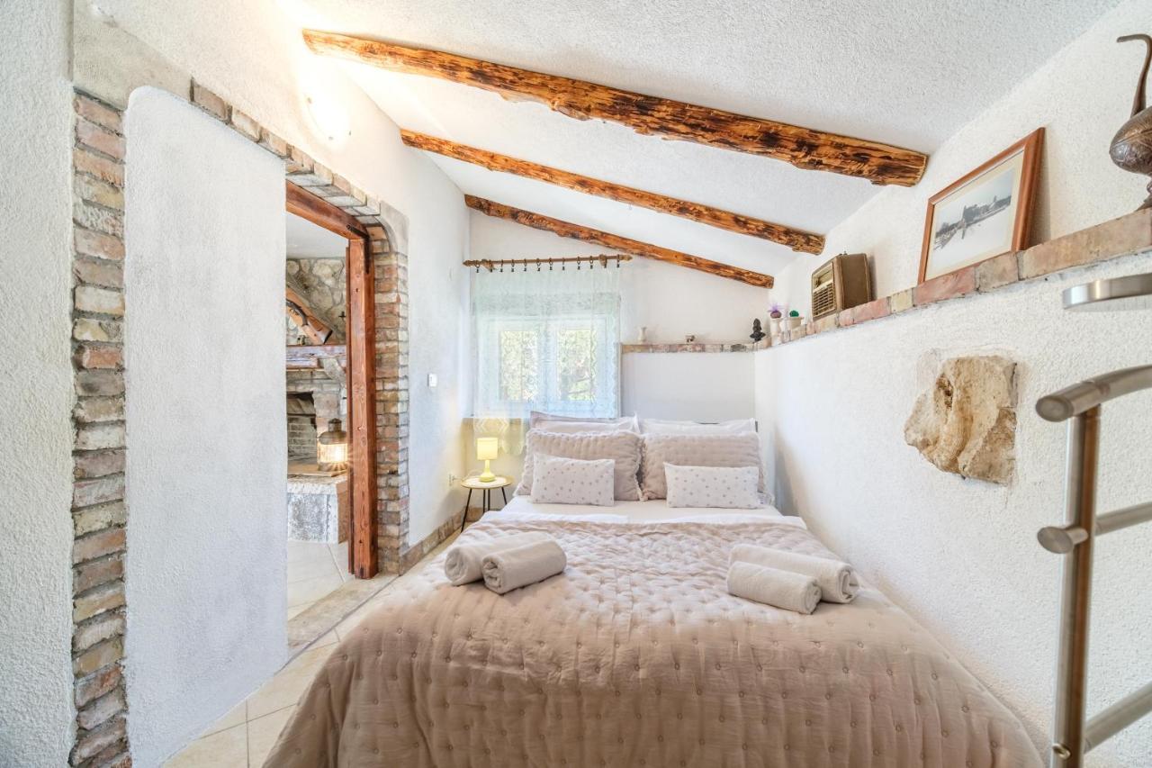Holiday Home Gabelot Supetar Bagian luar foto
