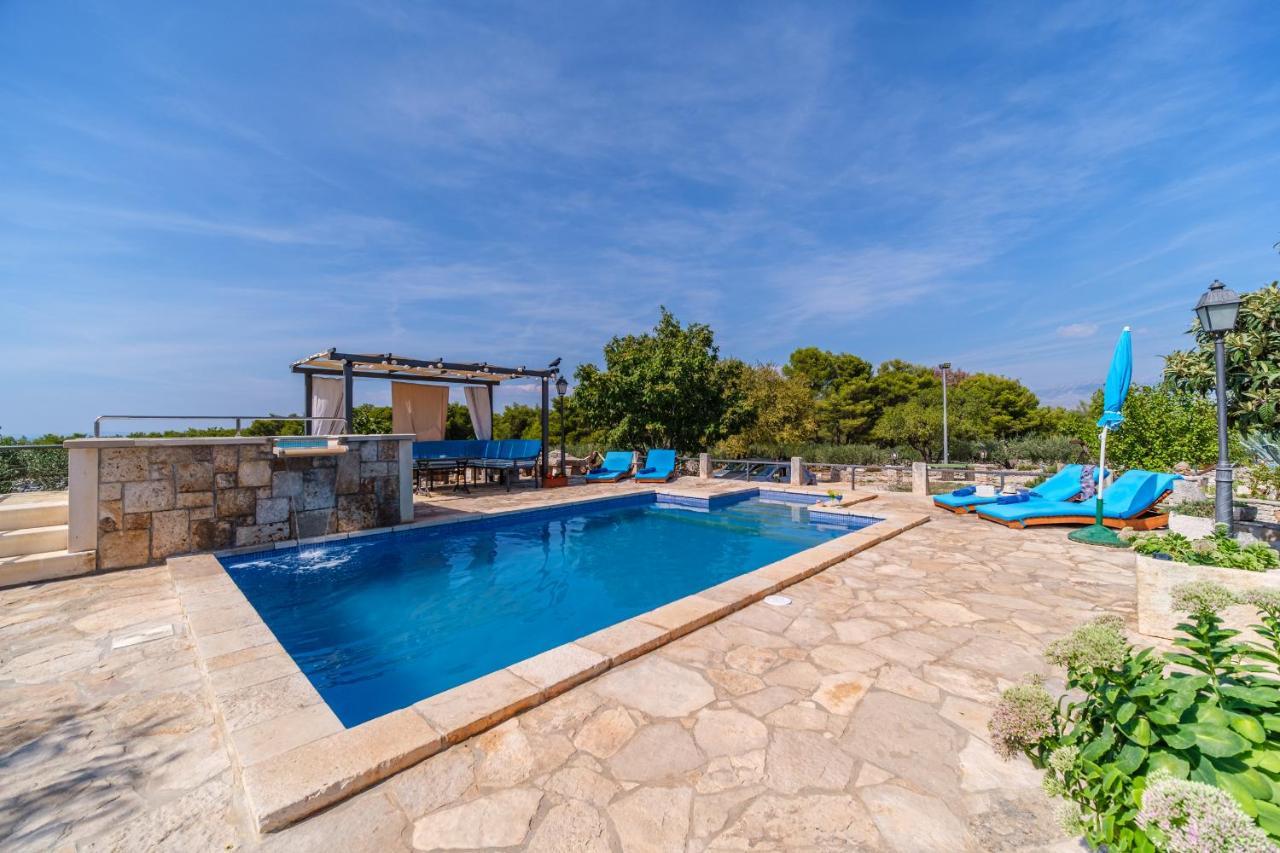 Holiday Home Gabelot Supetar Bagian luar foto