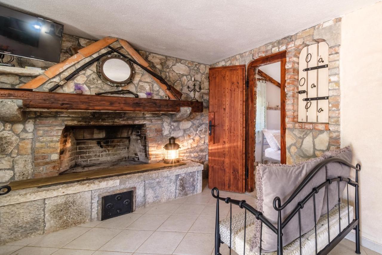 Holiday Home Gabelot Supetar Bagian luar foto