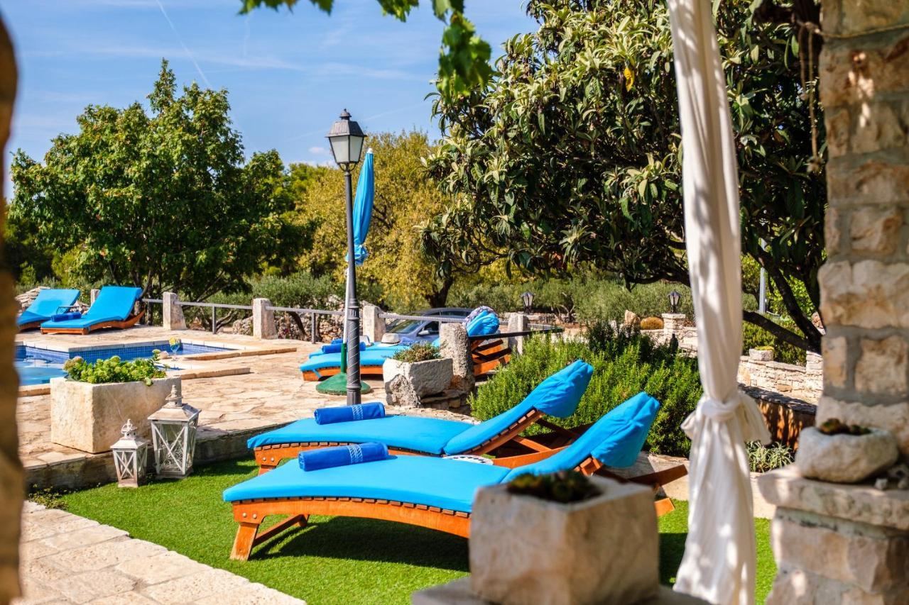Holiday Home Gabelot Supetar Bagian luar foto